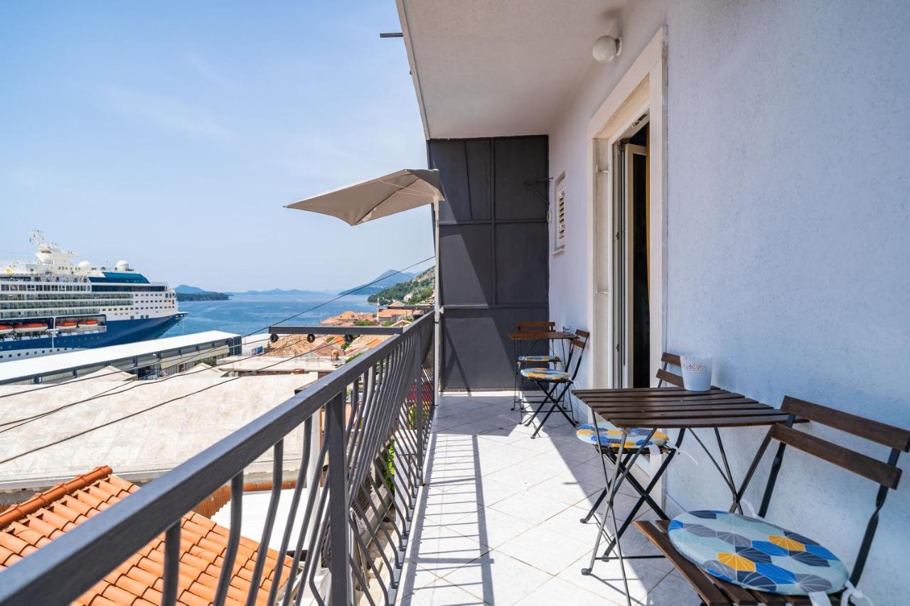 Nostromo Guesthouse With The Sea View Dubrovnik Bagian luar foto