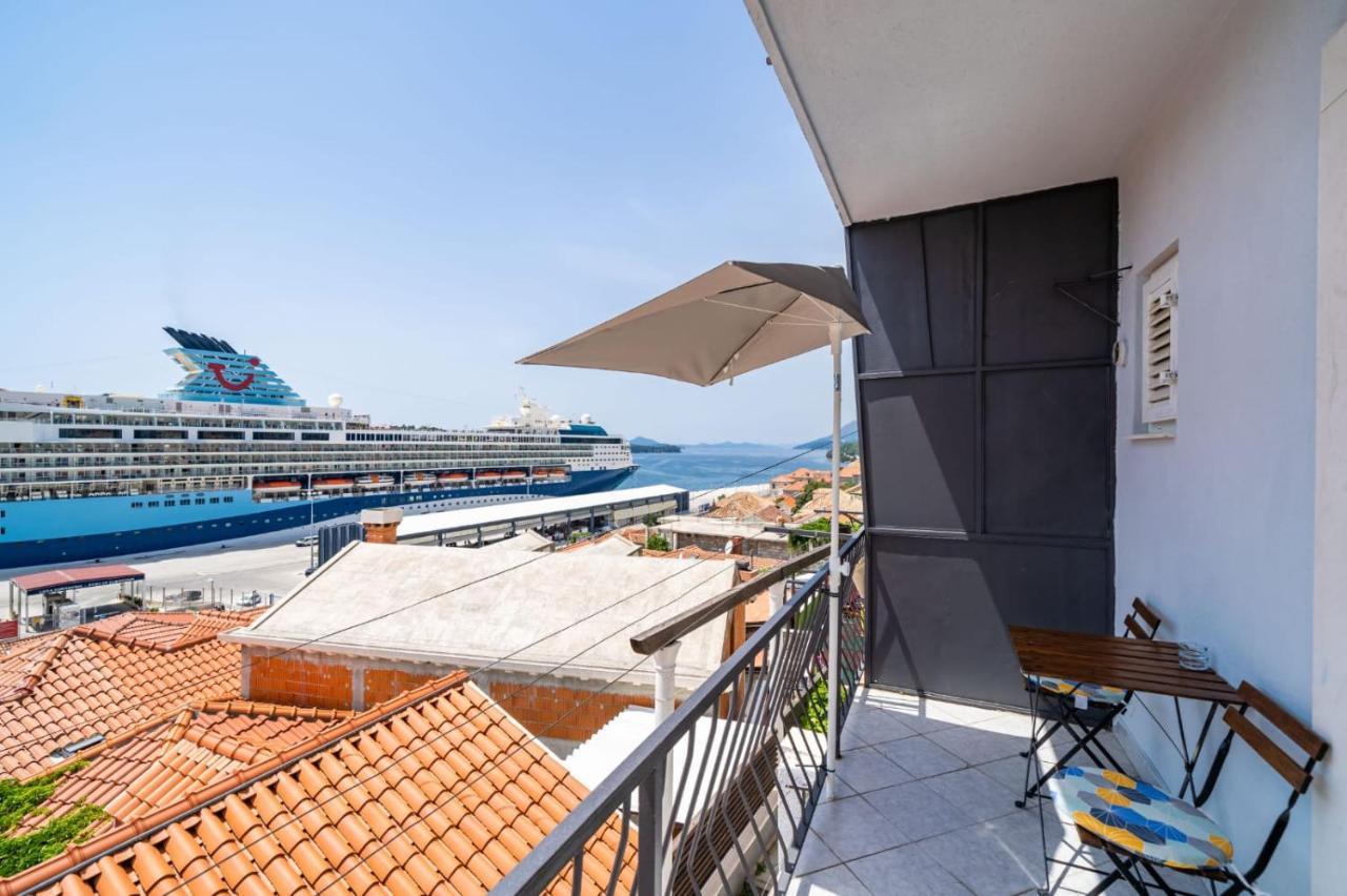 Nostromo Guesthouse With The Sea View Dubrovnik Bagian luar foto