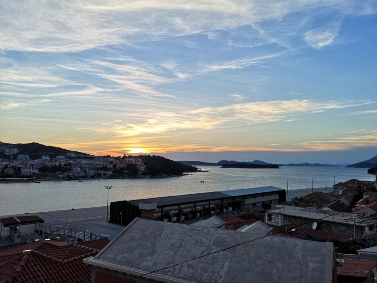 Nostromo Guesthouse With The Sea View Dubrovnik Bagian luar foto